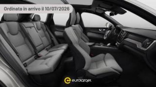 nuovo VOLVO XC60