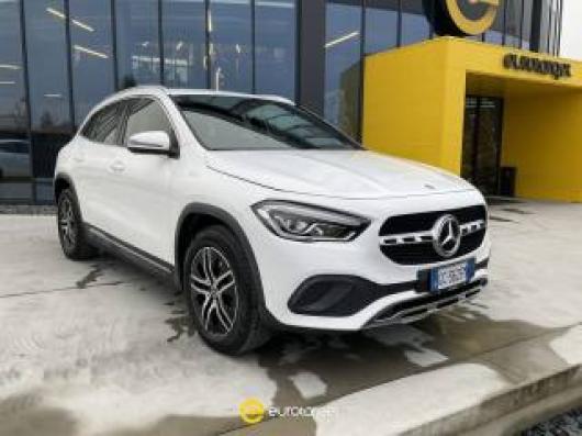 usato MERCEDES GLA 200