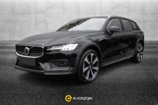 usato VOLVO V60 Cross Country