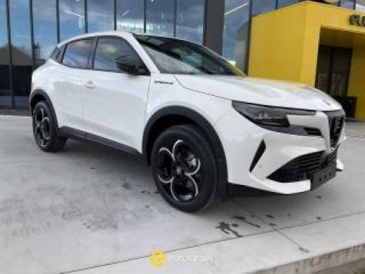 nuovo ALFA ROMEO Junior