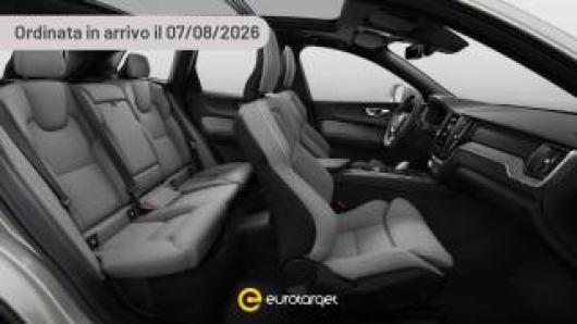 nuovo VOLVO XC60