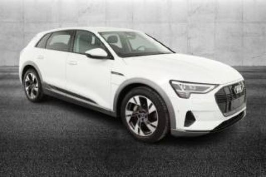 usato AUDI e tron