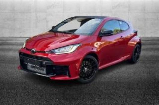 usato TOYOTA Yaris