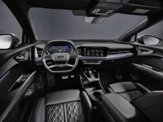 nuovo AUDI Q4 e tron