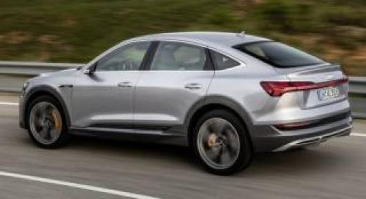 nuovo AUDI Q4 e tron