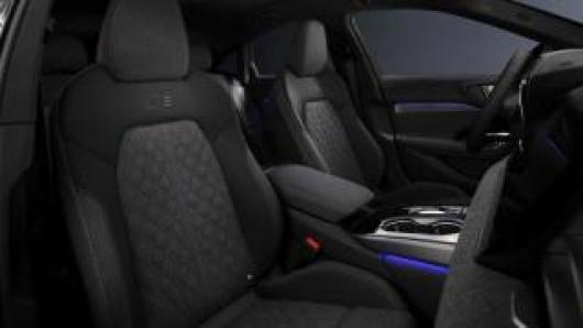 nuovo AUDI RS