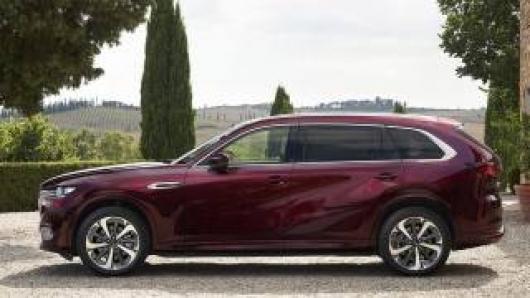 nuovo MAZDA 2