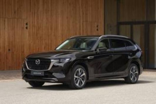 nuovo MAZDA 2