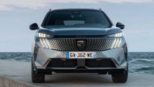 nuovo PEUGEOT 5008