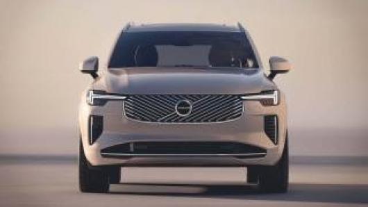 nuovo VOLVO XC90