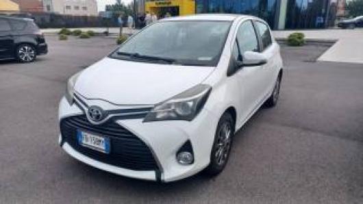 usato TOYOTA Yaris