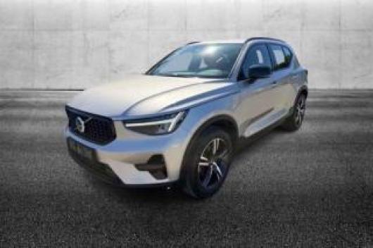 usato VOLVO XC40