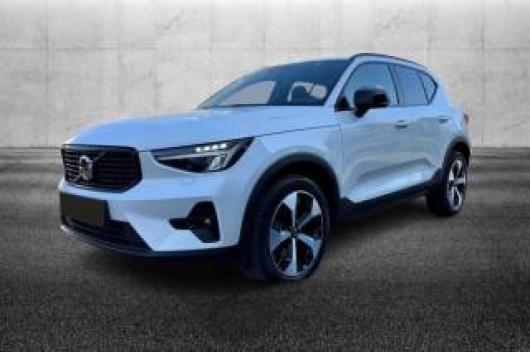 usato VOLVO XC40