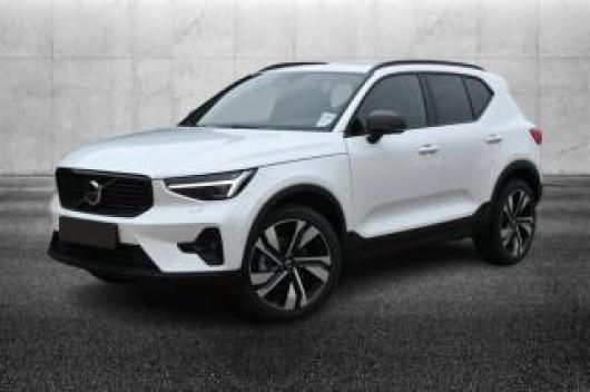 usato VOLVO XC40