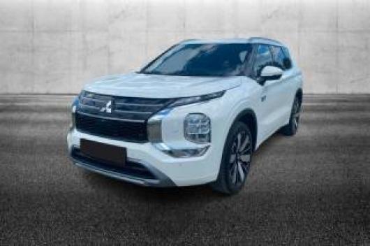 Km 0 MITSUBISHI OUTLANDER