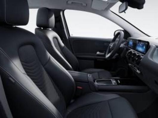 nuovo MERCEDES GLA 250
