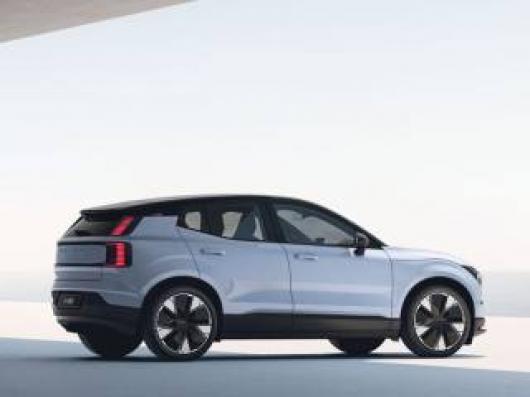 nuovo VOLVO EX30