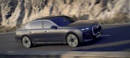 nuovo BMW 750