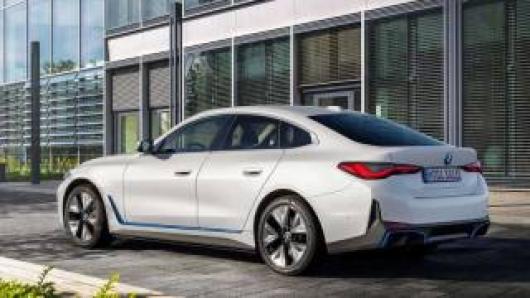 nuovo BMW i4