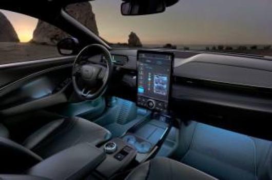 nuovo FORD Mustang Mach E