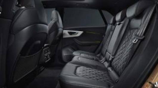 nuovo AUDI Q8