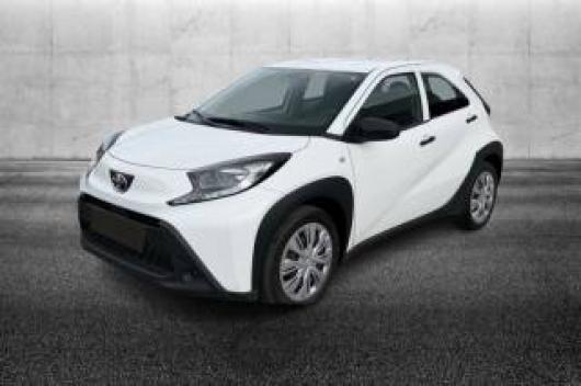 usato TOYOTA Aygo X