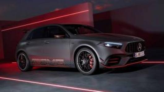 nuovo MERCEDES A 45 S AMG