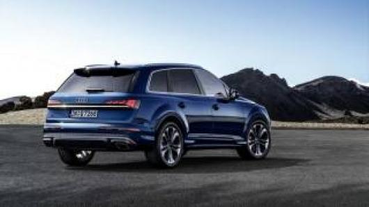nuovo AUDI Q7