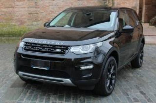 nuovo LAND ROVER Discovery Sport
