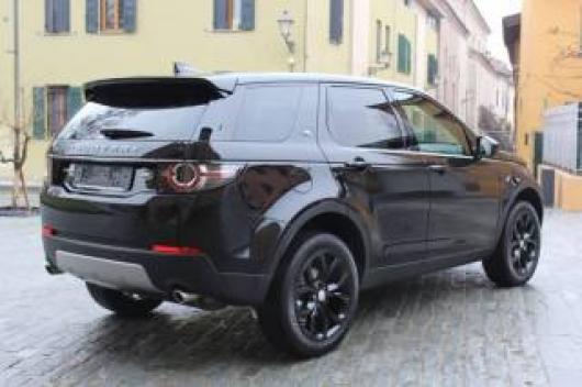 nuovo LAND ROVER Discovery Sport