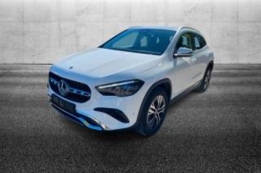 usato MERCEDES GLA 180