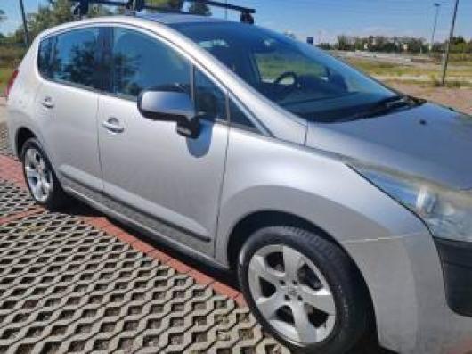 usato PEUGEOT 3008