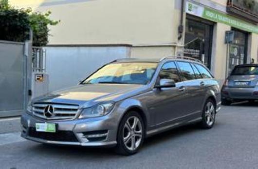 usato MERCEDES C 220