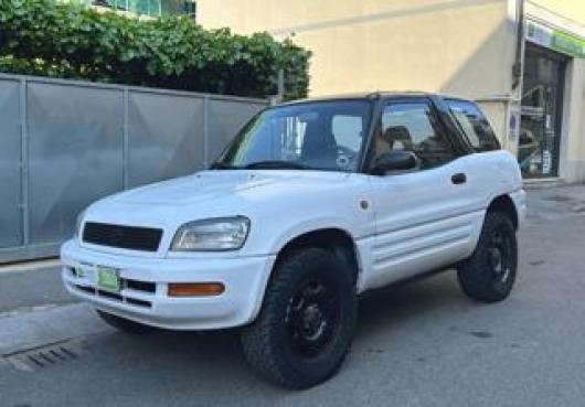 usato TOYOTA RAV 4