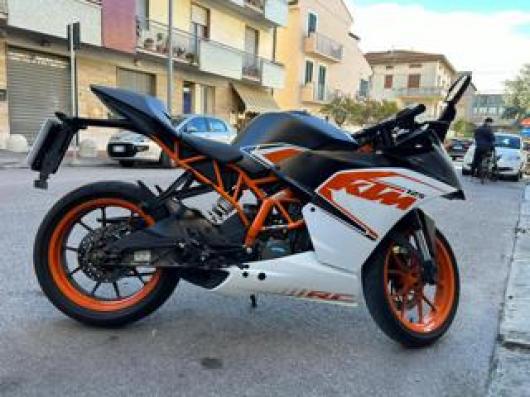 usato KTM RC 125