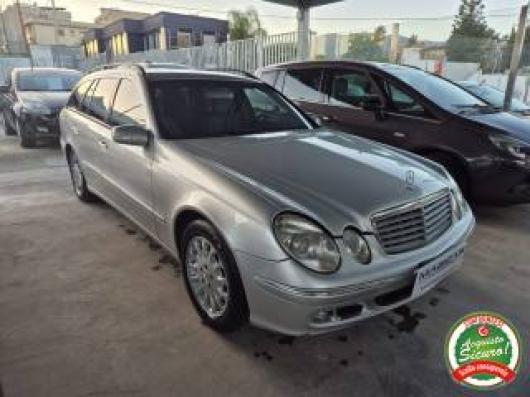 usato MERCEDES E 220