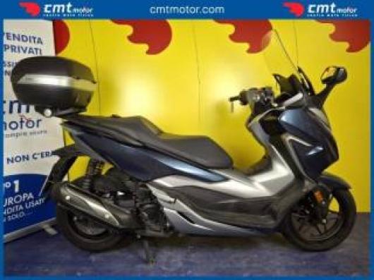 usato HONDA Forza 300