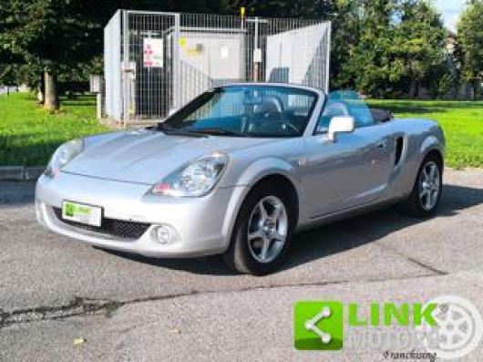usato TOYOTA MR 2