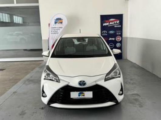 usato TOYOTA Yaris