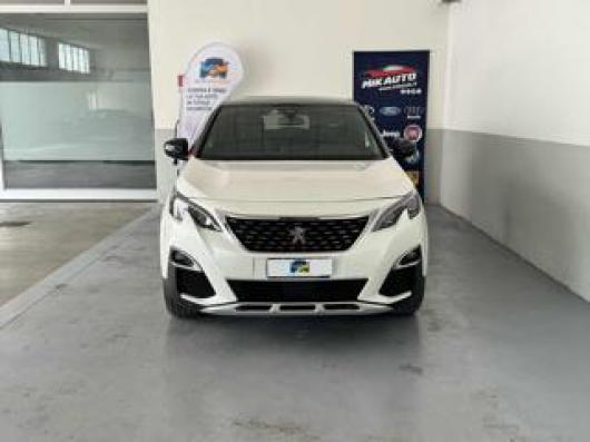 usato PEUGEOT 3008