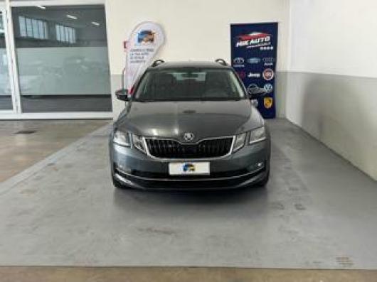 usato SKODA Octavia