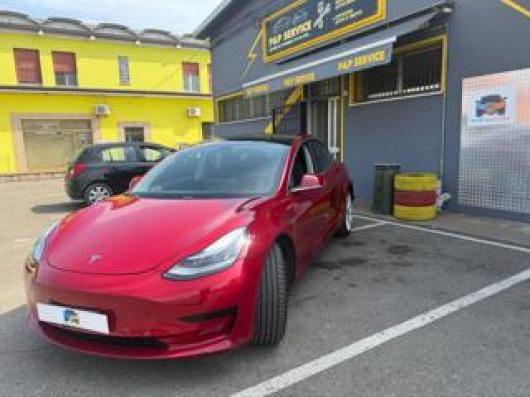 usato TESLA Model 3
