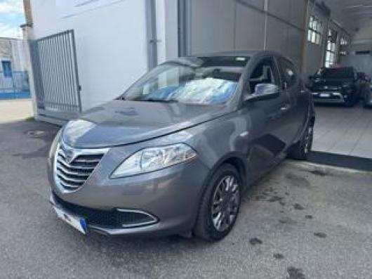 usato LANCIA Ypsilon