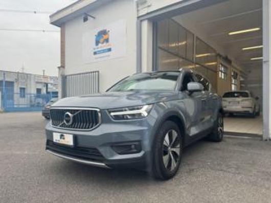 usato VOLVO XC40