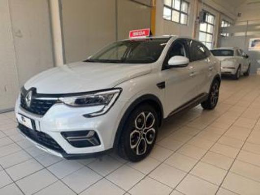 usato RENAULT Arkana