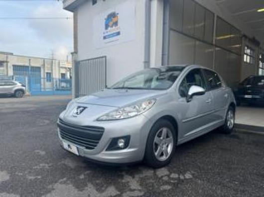 usato PEUGEOT 207