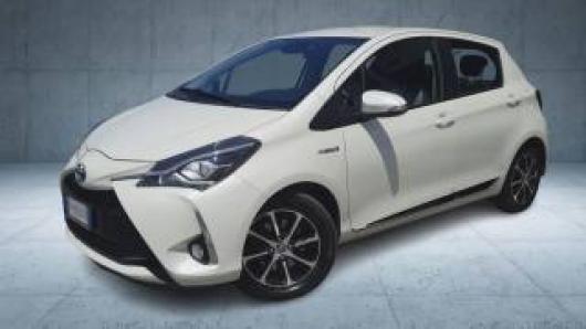 usato TOYOTA Yaris