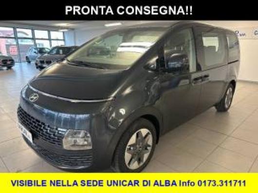 nuovo HYUNDAI Staria
