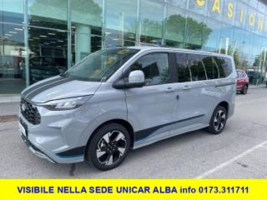 nuovo FORD Tourneo Custom