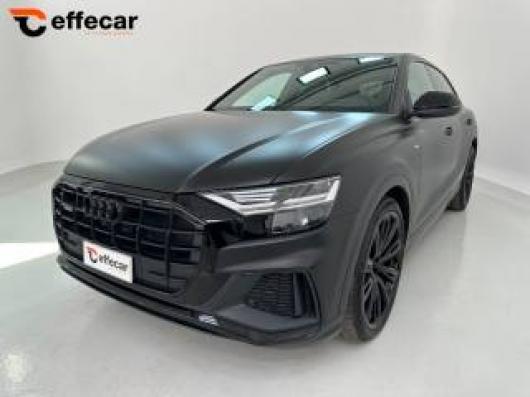 usato AUDI Q8